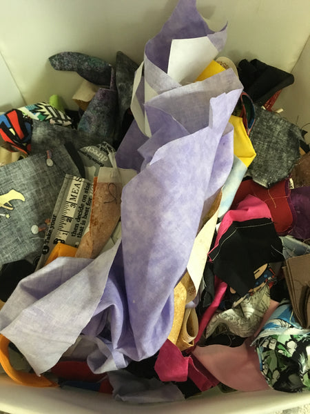 Scrap Fabric – Quiltoni